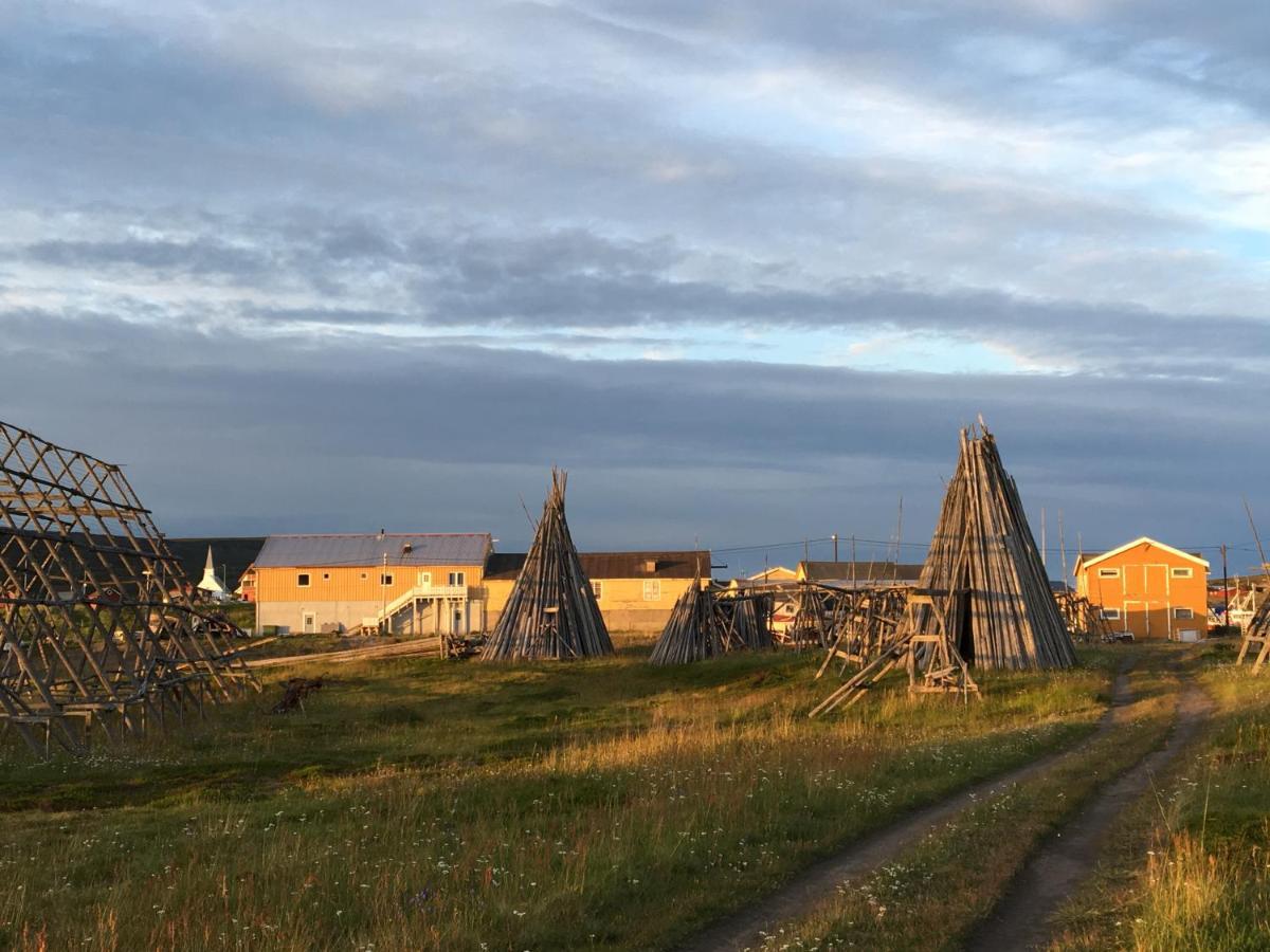 Jakobselvkaia Vadsø Exteriör bild